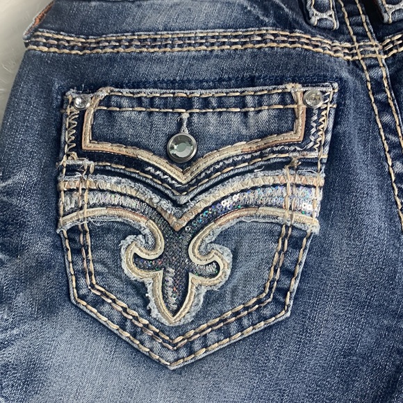 Rock Revival Bliss Easy Skinny Jeans W/ Bedazzled Pockets - Picture 11 of 16